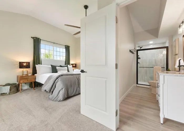Hostwise - The Cielo - Ohio River Views!