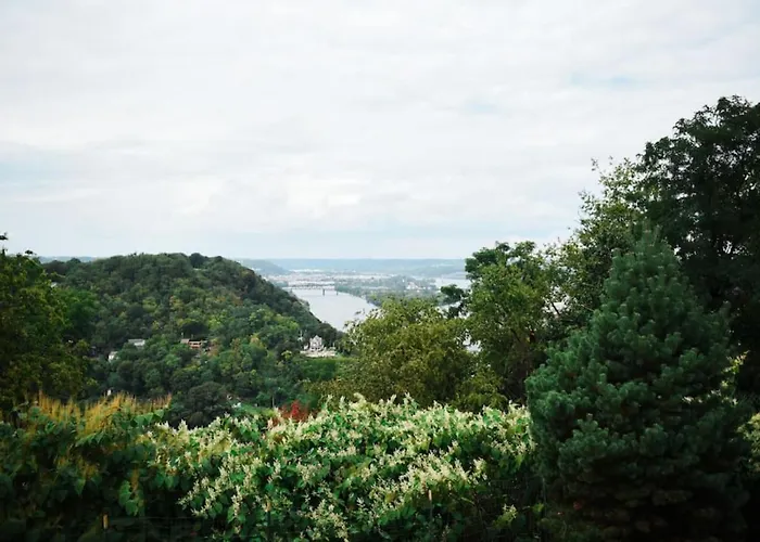 Holiday home Hostwise - The Cielo - Ohio River Views!