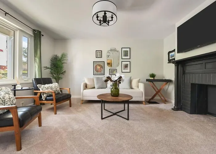 Hostwise - The Cielo - Ohio River Views! *